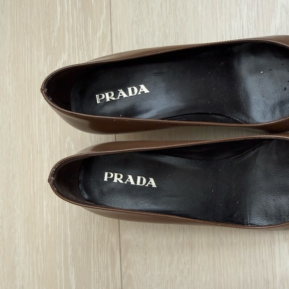Prada Chocolate Brown Closed Pointed Toe Kitten Heels - Picture 4 of 13